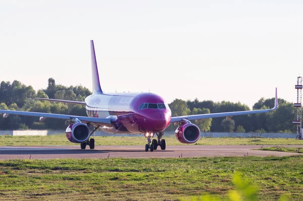 Jet uçağı ön görünümü