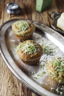 Ispanak ve peynirli kek