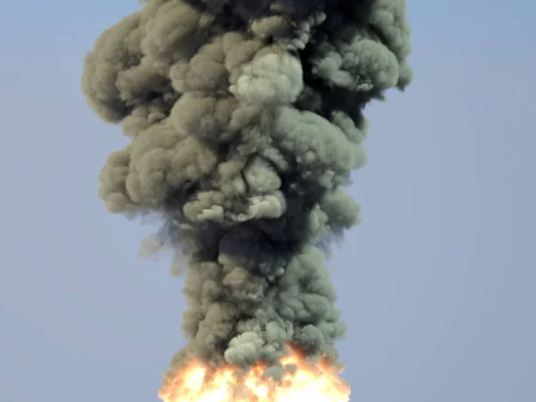 Poderoso primer plano de explosión. Fuego y humo contra el cielo. 3d i —  Fotos de Stock