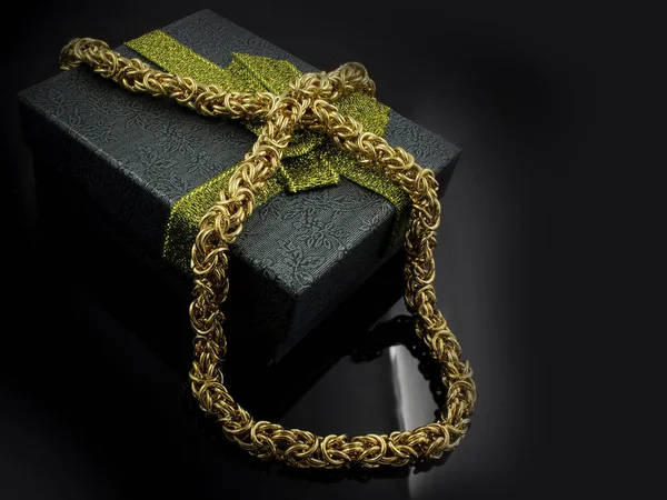 Ketting voor mannen - luxe sieraden - roestvrij staal — Stockfoto