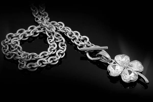 Jewel - Ожерелье класса люкс для женщин — стоковое фото