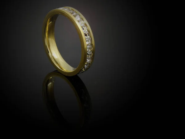 Juvel ring - rostfritt stål — Stockfoto