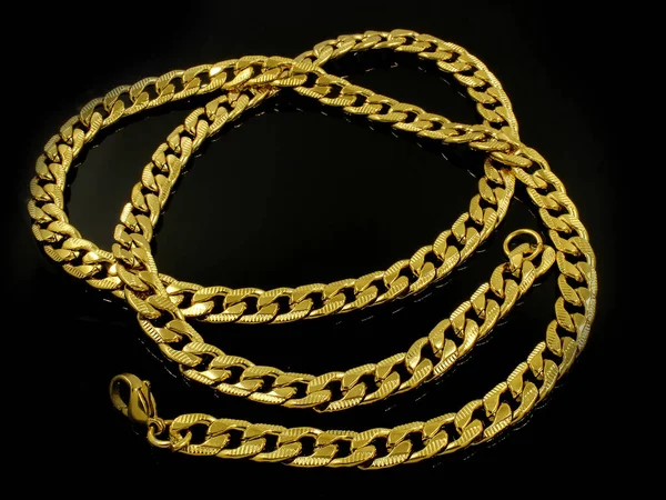宝石项链-链条-不锈钢 — 图库照片