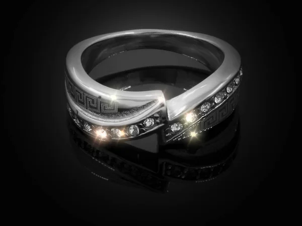 Kadın - nişan - paslanmaz çelik takı ring — Stok fotoğraf