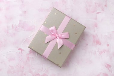 Sevgililer günü, yıldönümü, anneler günü ve doğum günü kutlaması konsepti fotokopi alanı, üst görünüm.