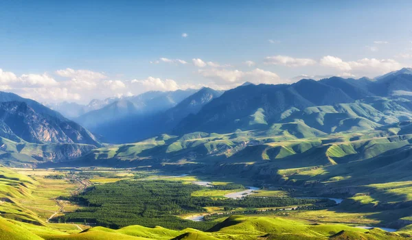 Bela Paisagem Das Montanhas — Fotografia de Stock