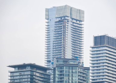 Pahalı konut binaları ve yaşam evleri