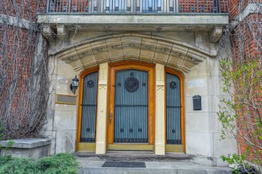 Montreal şehir merkezinde eski ev