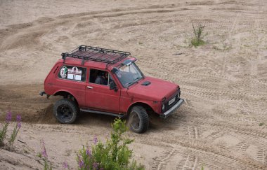 22.07.2017. off-road yarış. Girvas 22/07/2017. SUV, cip, ATV. Yaz, kum.