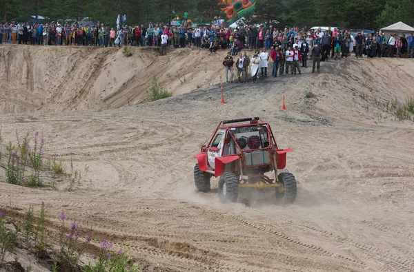   .  22.07.2017. off-road yarış. Girvas 22/07/2017. SUV, cip, ATV. Yaz, kum.