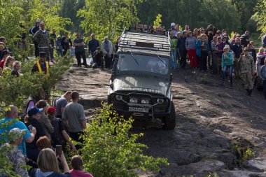 22.07.2017. off-road yarış. Girvas 22/07/2017. SUV, cip, ATV. Yaz, kum.