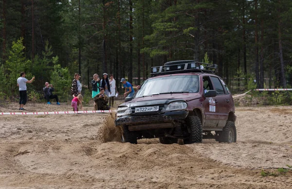 2017 Geländegängig Girvas 2017 Geländewagen Geländewagen Geländewagen Sommer Sand — Stockfoto