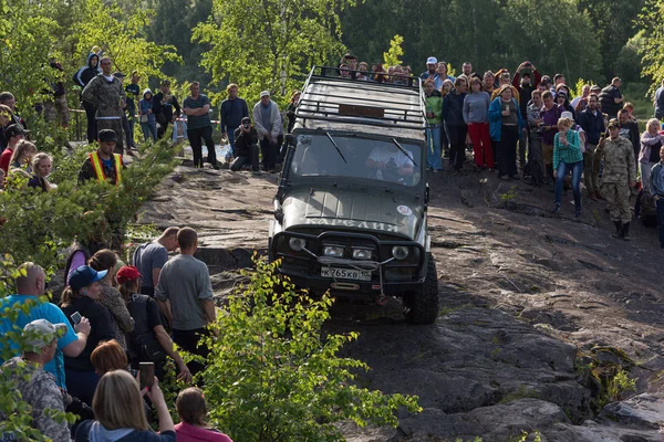 22.07.2017. off-road yarış. Girvas 22/07/2017. SUV, cip, ATV. Yaz, kum.