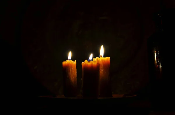 Starožitný hořela svíčka — Stock fotografie