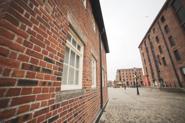 Liverpool, İngiltere 'deki Albert Rıhtım binaları ve depoları