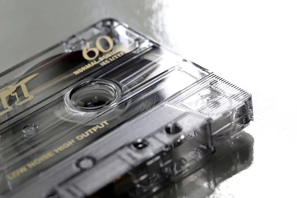 Ses kasedi, makroyu kapat