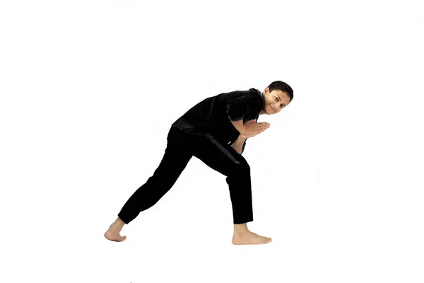Giovane Che Pratica Yoga Isolato — Foto Stock