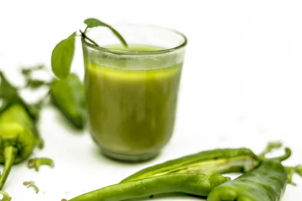 Zumo Chile Verde Picante Picante Picante Dulce Vaso Aislado Tiro — Foto de Stock