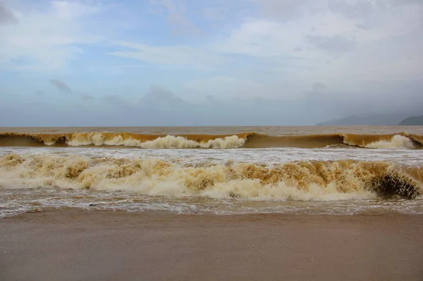 Mares turbulentos de Vietnam — Foto de Stock