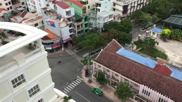 An exciting, hypnotic traffic. Vietnam, Nha Trang, December 10, 2016 — Stock Video