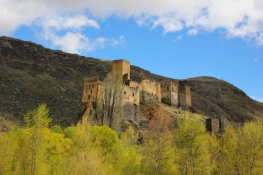 dağda eski kale