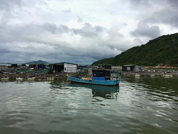 Pueblo de pesca en Vietnam —  Fotos de Stock