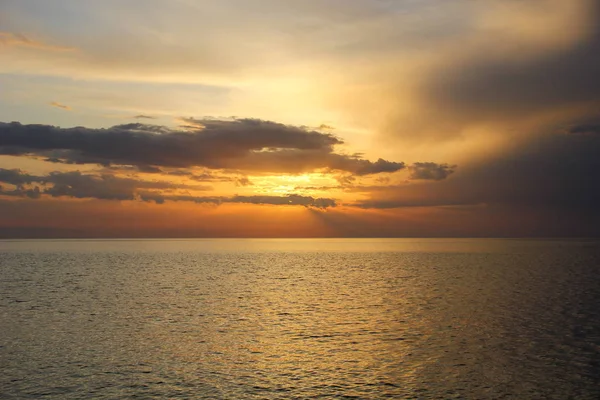 Wunderschöne Morgendämmerung Über Dem Mittelmeer Früh Morgen Schöne Naturfarben Himmel Stockbild