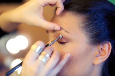 uygulama göz farı makyaj sanatçısı