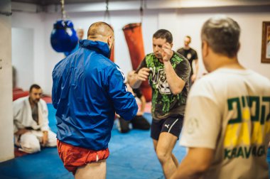Avi Nardia Kapap Krav Maga sokak kendini savunma seminer Belgrad