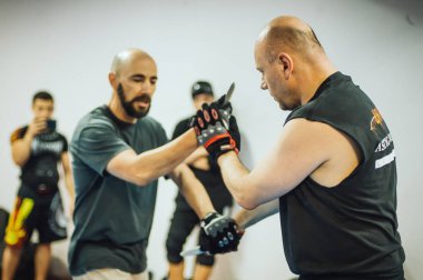 Guro Roger Agbulos Lameco Astig hırçın Fma seminer Belgrad