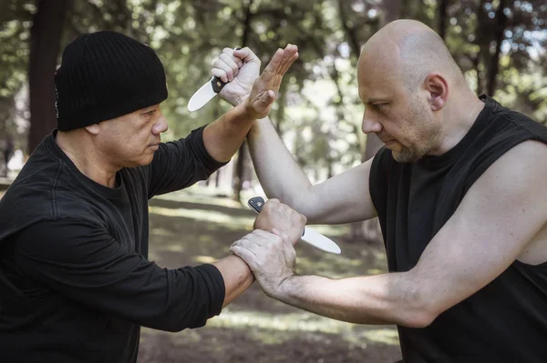 Lameco Astig Combatives. Cuchillo vs cuchillo defensa personal desarmar t — Foto de Stock