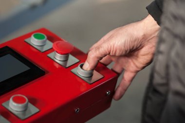 Endüstriyel makine mekanik ve fabrika işçisi mühendisli ayarlar