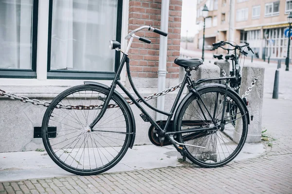 Old Holland Vintage Classic Bicycle Public Cityscape View Dutch Lifestyle — Stock Photo, Image