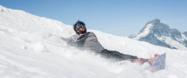 Freerider Snowboarder Drop Naar Beneden Vallen Crashen Met Zijn Snowboard — Stockfoto