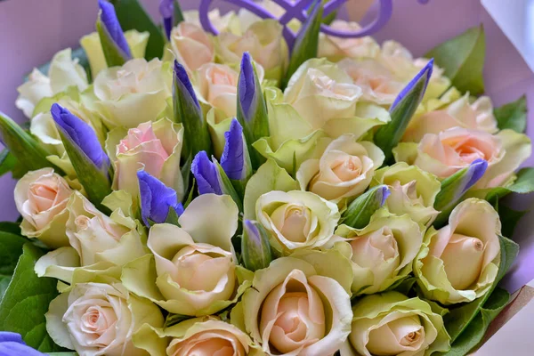 Красивый Свадебный Букет Роз Голубых Цветов — стоковое фото