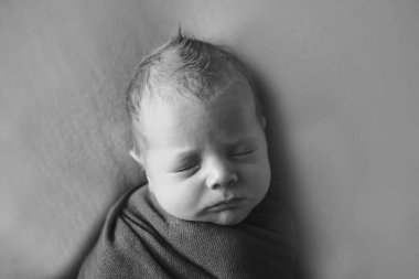 küçük bir kızın portresi: bebeğin yüzü yakın çekim. çocukluk kavramı, sağlık, Ivf