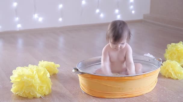 Little Girl Bathing Bath Lemon Grapefruit Child Washes Basin Yellow Stock  Video Footage By ©Aaalll #369839688