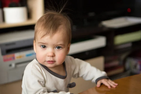 Porträt Eines Kleinen Mädchens Babygesicht Großaufnahme Konzept Der Kindheit Gesundheitsfürsorge — Stockfoto