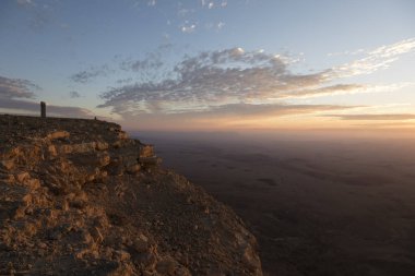 Görünüm Makhtesh Ramon krater, Negev Çölü, İsrail