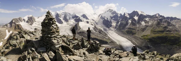 Bergkette "Diavolezza" in den Schweizer Alpen, Engadin, Graubünden — Stockfoto