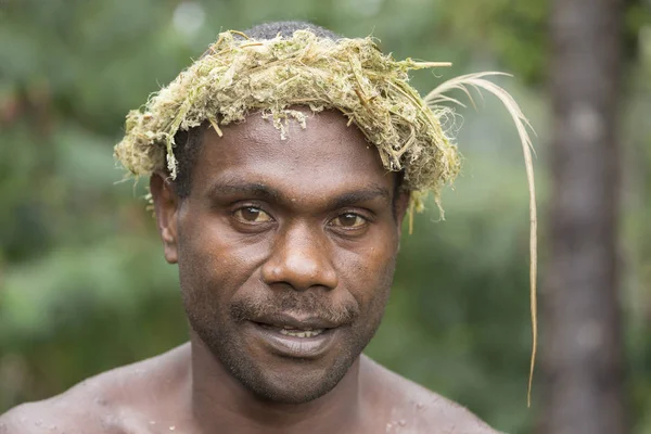 Tanna, República de Vanuatu, 12 de julio de 2014, Retrato de un hombre indígena — Foto de Stock