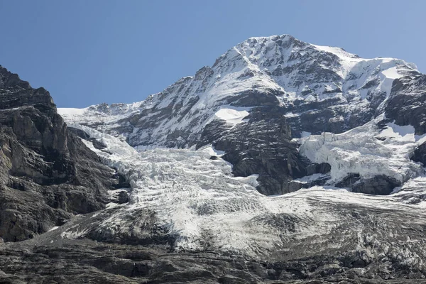 Toppen av Mount ”Moench”, Grindelwald, Bernese Oberland, Schweiz — Stockfoto