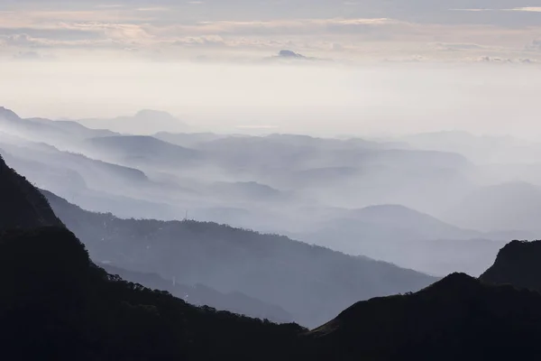Хортон рівнини Національний парк, Шрі-Ланка. Краю обриву світу — стокове фото