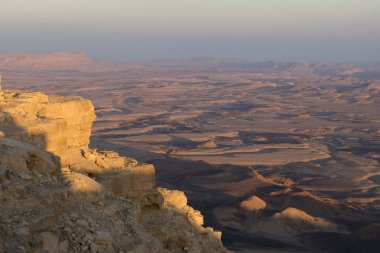 Görünüm Makhtesh Ramon krater, Negev Çölü, İsrail