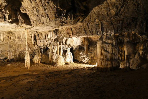 Cueva de Postojna (esloveno: Postojnska jama ) —  Fotos de Stock