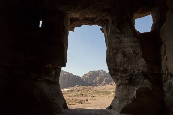 Vooruitzicht van de koninklijke graftombes in de oude stad van Petra, Jordanië — Stockfoto