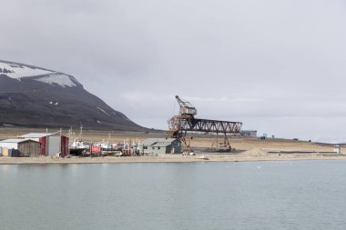 Endüstriyel alanda Longyearbyen, Svalbard, Norveç