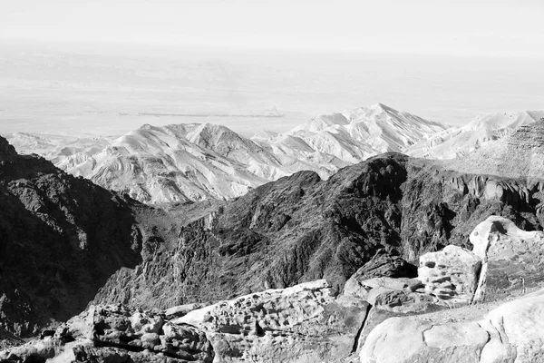Beautiful Landscape near Monastery ad deir, ancient city of Petra — Stock Photo, Image