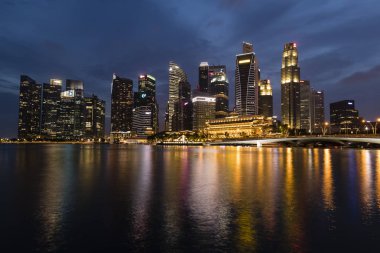 Singapur, 10 Aralık 2017: Skyline Singapur'un ticaret bölgesinin