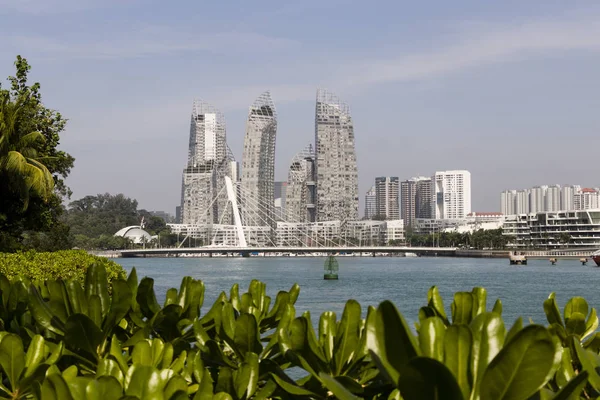 Keppel Bay, Singapore, December 10 2017: Marina på Keppel Bay i Singapore — Stockfoto